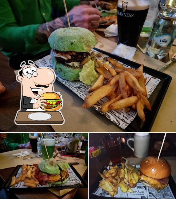 Prova un hamburger a Pabbetto PublicHouse