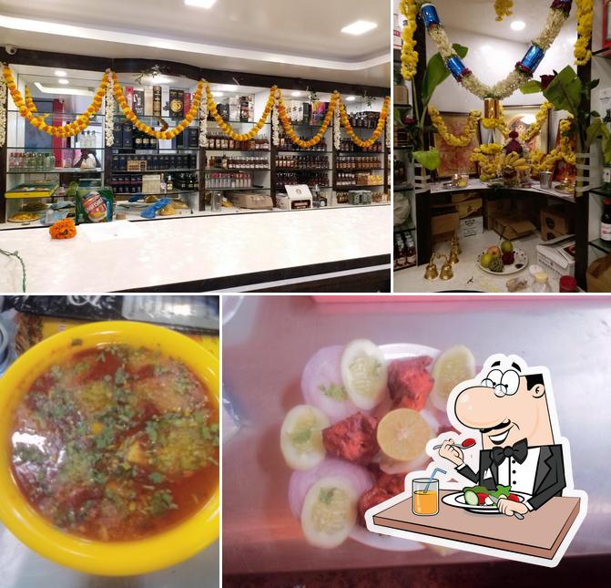 Food at RR Bar and Restaurant