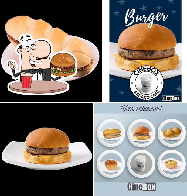 Peça um hambúrguer no Cinebox Livros & Cafés