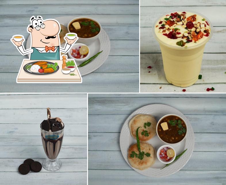 Meals at JHAKAAS