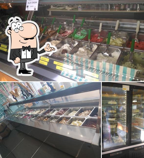 Guarda la immagine che presenta la interni e seo_images_cat_101 di Gelateria Luna di Panna