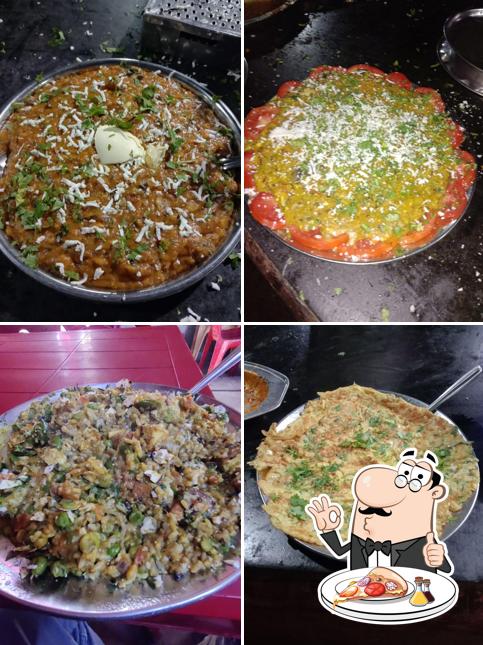 Order pizza at किशन ढाबा