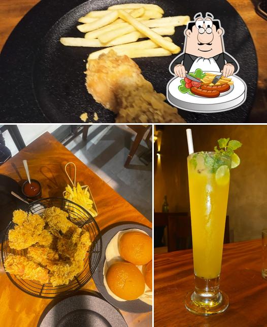 Food at Day fill cafe