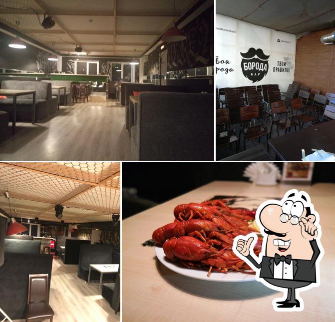 Installez-vous à l'une des tables de Craft bar Boroda