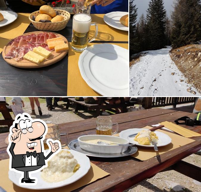 Gli interni di Malga Mondifrà