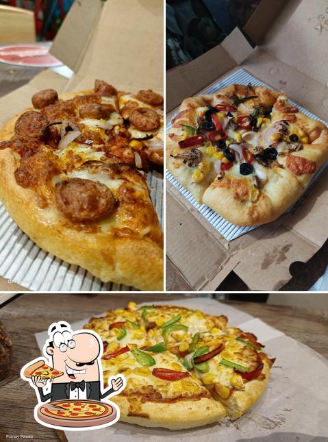 Get pizza at Pizza Hut