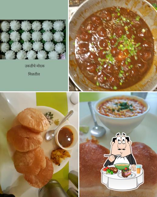 Hot and sour soup at Abhiruchi Lunch Home And Snacks