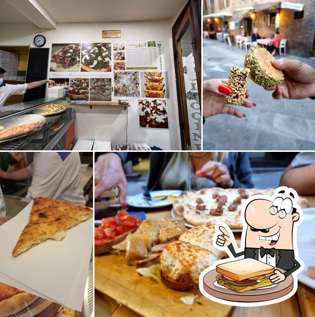 Toast al formaggio al La Piccola ciaccineria di via Dei Rossi