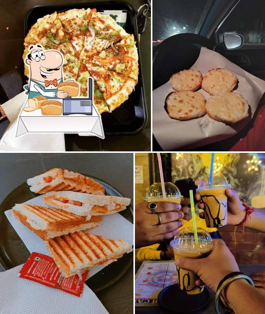 Garlic bread at The J & H cafe