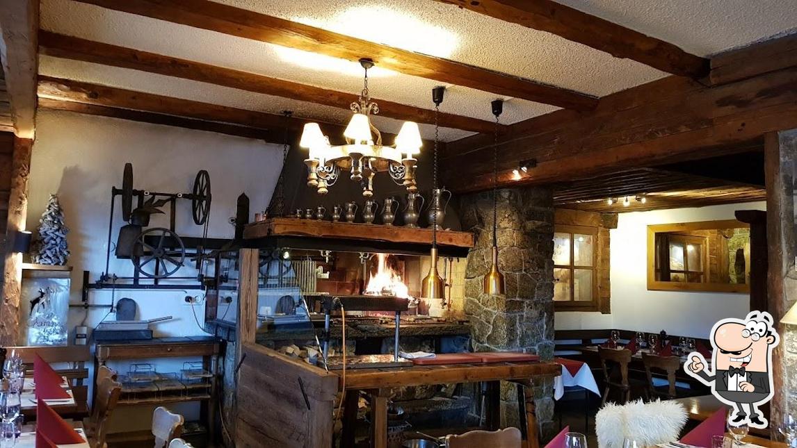 Gli interni di Restaurant les Chamois