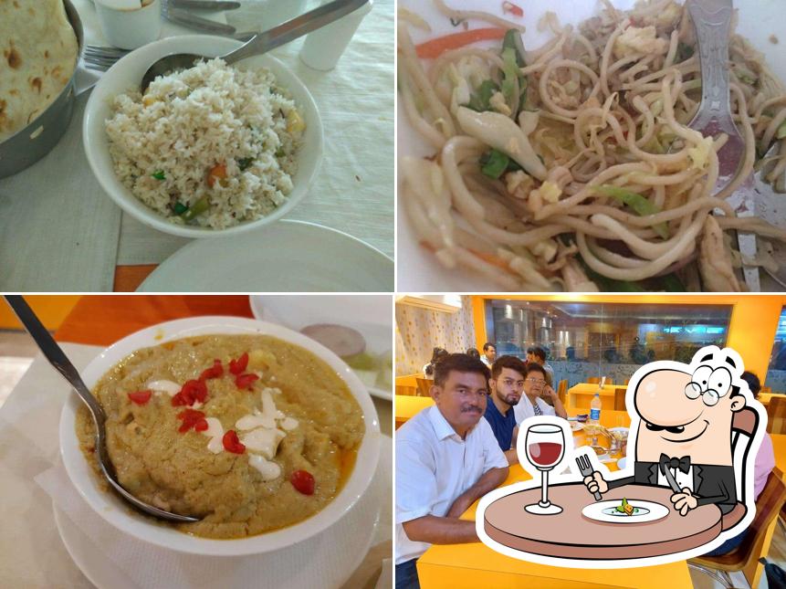 Food at New Citi Dhaba