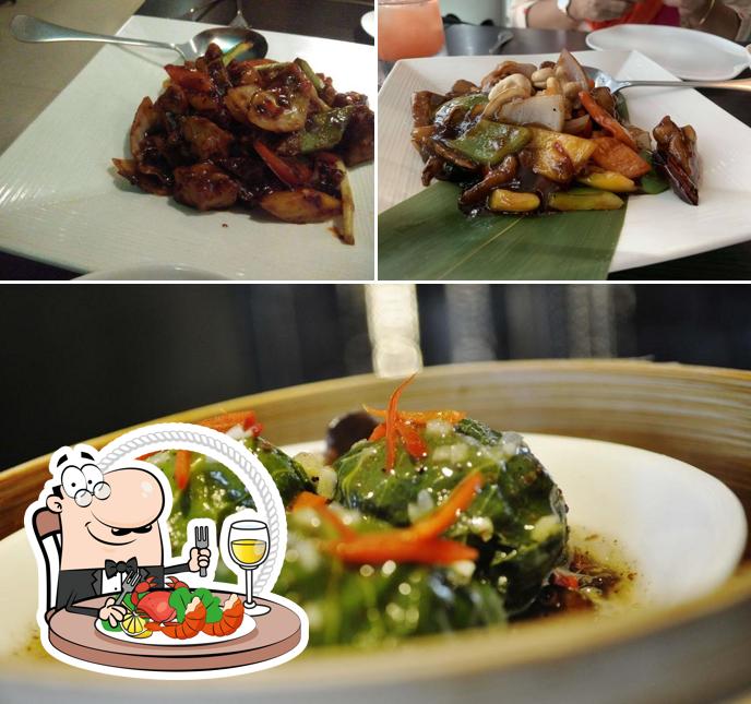 The visitors of Yauatcha Kolkata can taste different seafood dishes