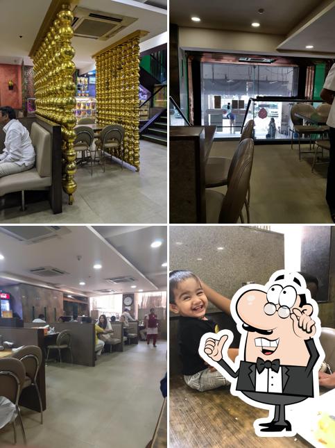 The interior of Saravana Bhavan