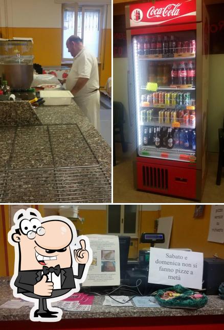 Vedi questa foto di Pizzeria Amalfi