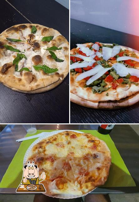 Scegli una pizza a Pizzeria da Iaccarino