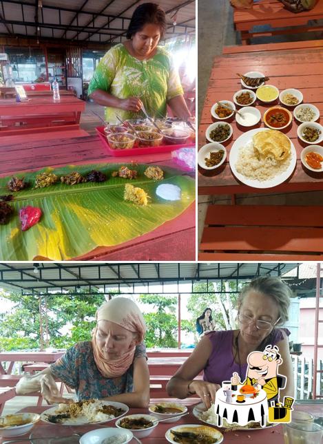 Food at Sea shore restaurant