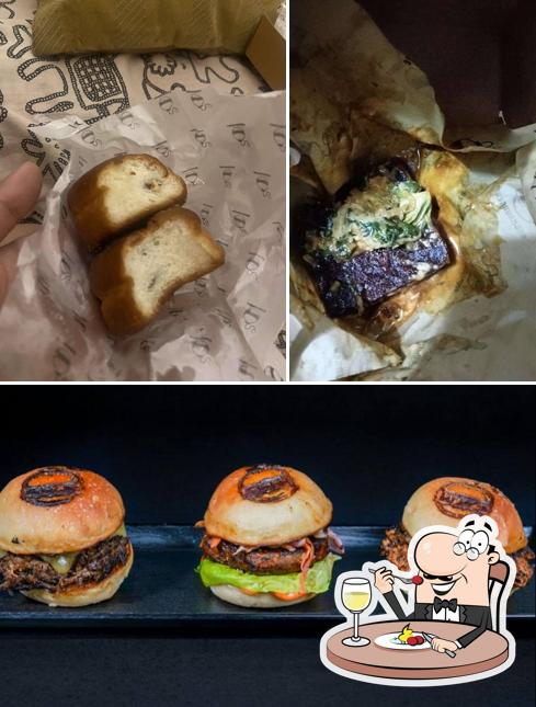Food at Boomburger