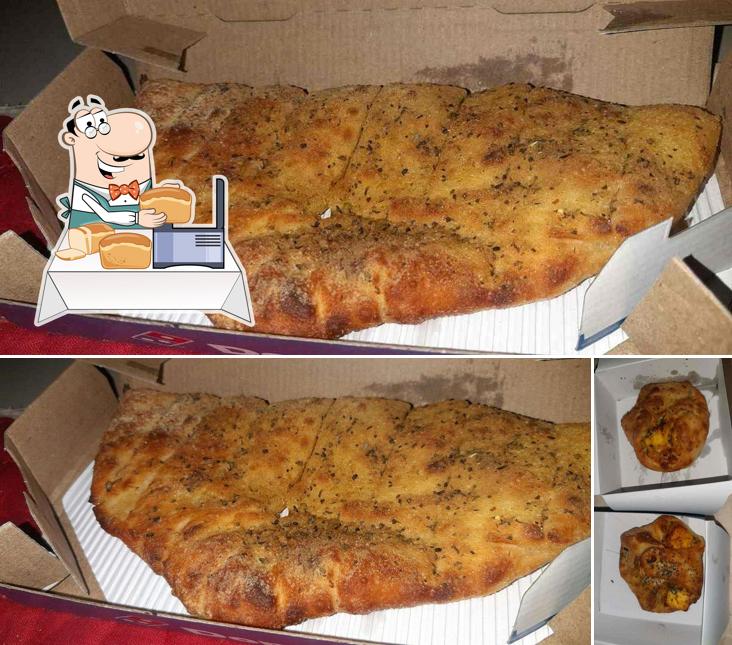 Garlic bread at Domino's Pizza Kalva Chok, Junagadh