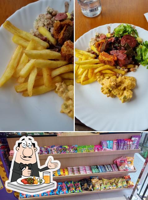 Comida em Lavi Restaurante e Lanchonete