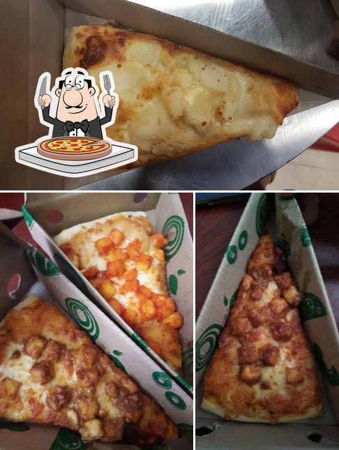 Get pizza at Oyalo pizza k pudhur