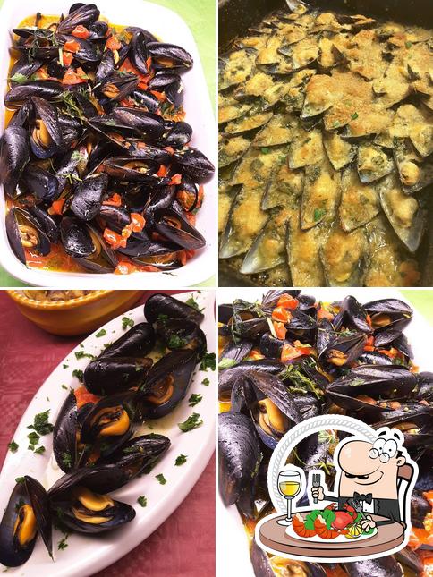 Prenditi la cucina di mare a Focone Pizzeria Braceria Gastronomia