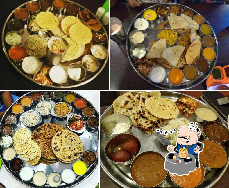 Meals at Aaoji Khhaoji