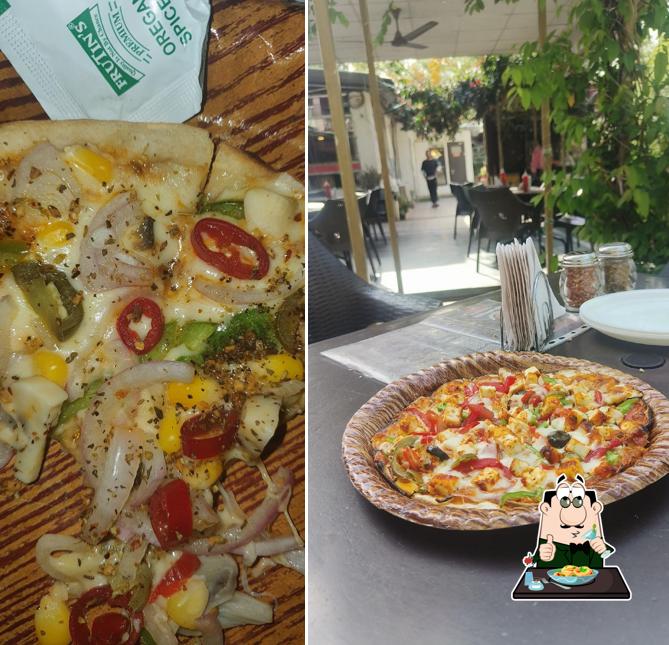 Meals at Wood fired pizza