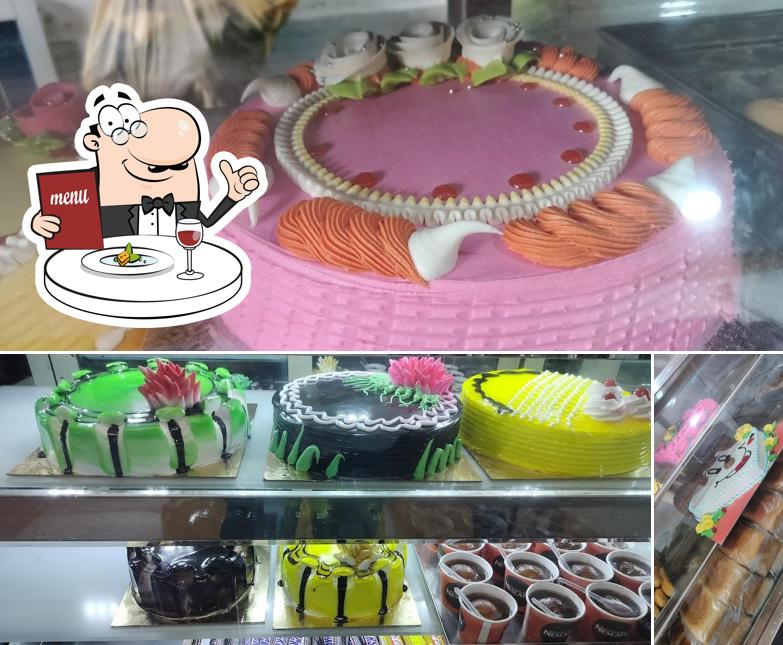 Food at MANJUNATHA SWEETS AND BAKERY
