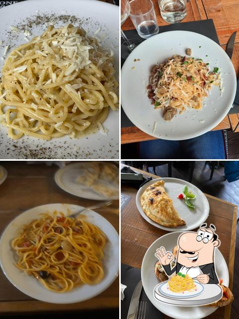 Spaghetti alla carbonara al Ristorante Fiore di Zucca