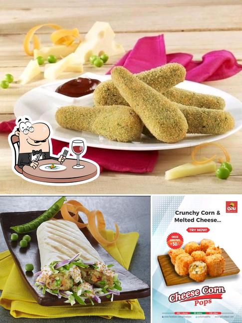 Food at Vadapav Nation