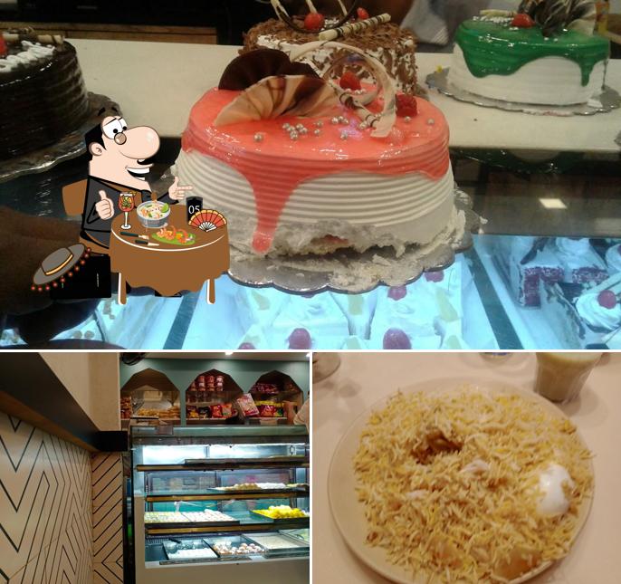 Meals at Hindustan Sweets & Snacks