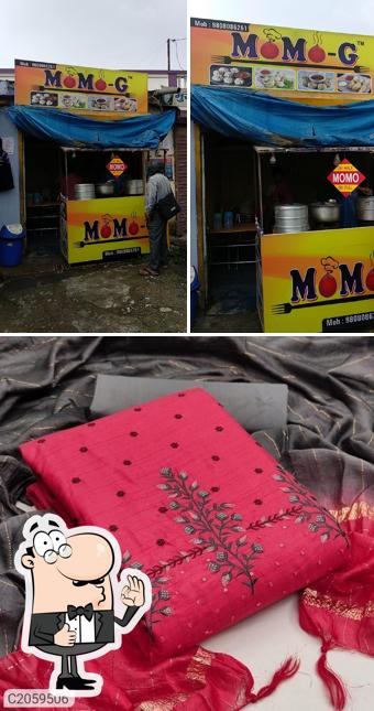 See this picture of MOMO-G