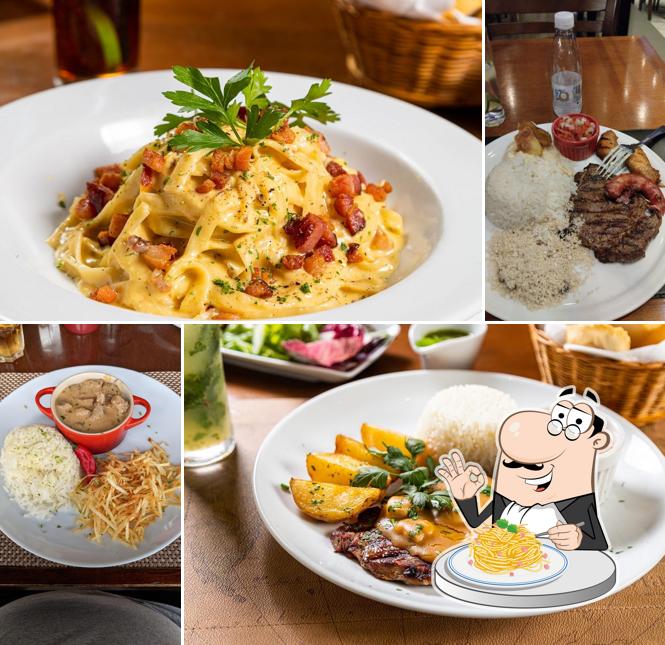 Espaguete carbonara em Max's Restaurante & Bar