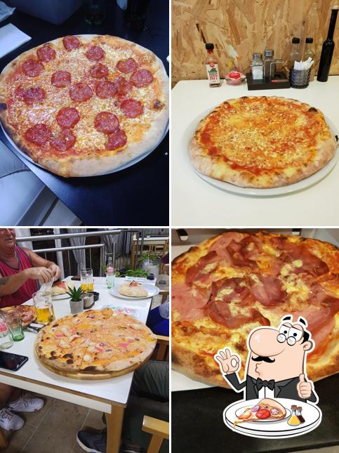 Scegli una pizza a El Bocon