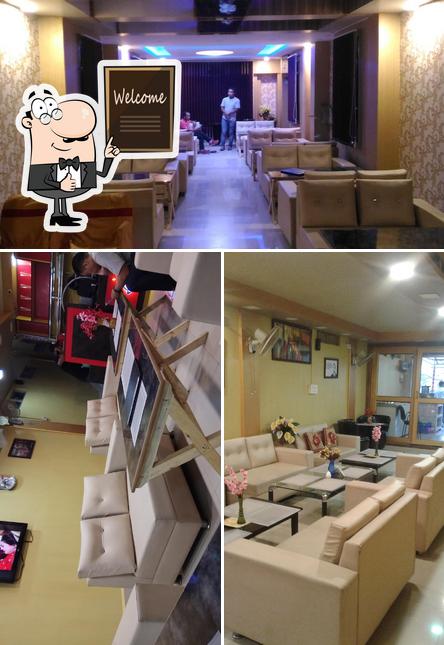 Look at the photo of Golden Grill