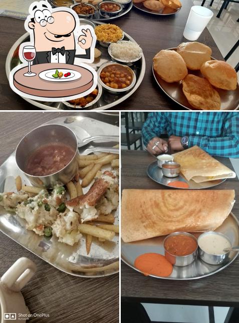 Meals at Shree Minerwa Restaurant and Banquet Hall, Dumartarai