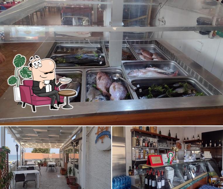 Siediti a un tavolo di La Terrazza del Gusto