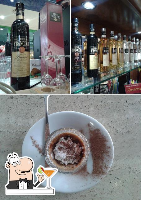 Prova un drink dal menu