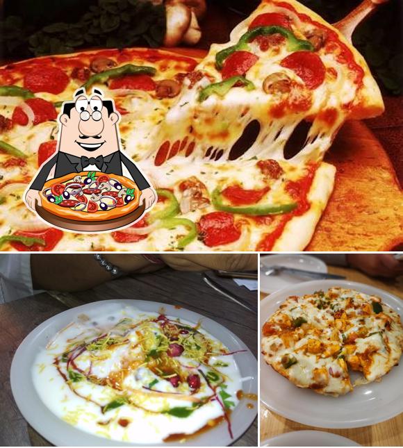 Order pizza at Casino Sweets and Fast Food