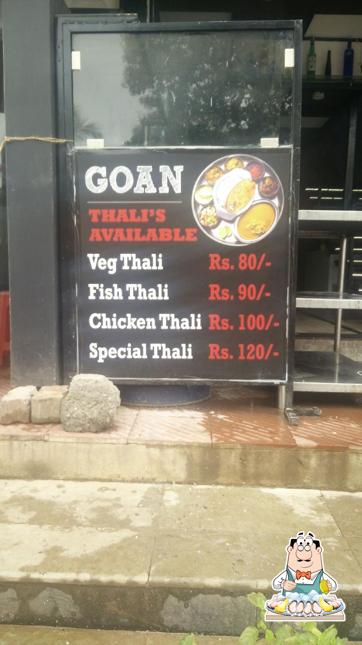 Order seafood at Tomato's