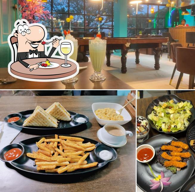 Food at EVVARA Cafe
