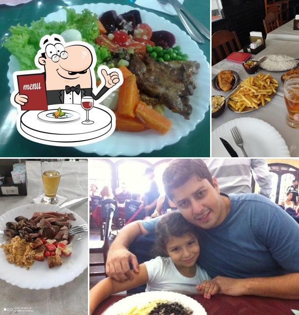Comida em Bosque da Praça