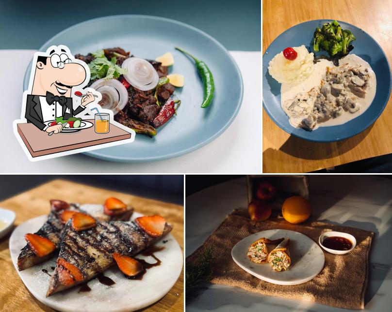 Food at Cuetten Chae - Cafe & Restaurant