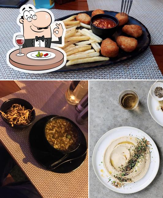 Food at Cafe Grill O Rolls