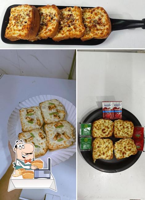 Garlic bread at Food Town