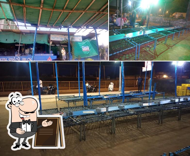 Check out how Jay Ambe Dhaba looks outside