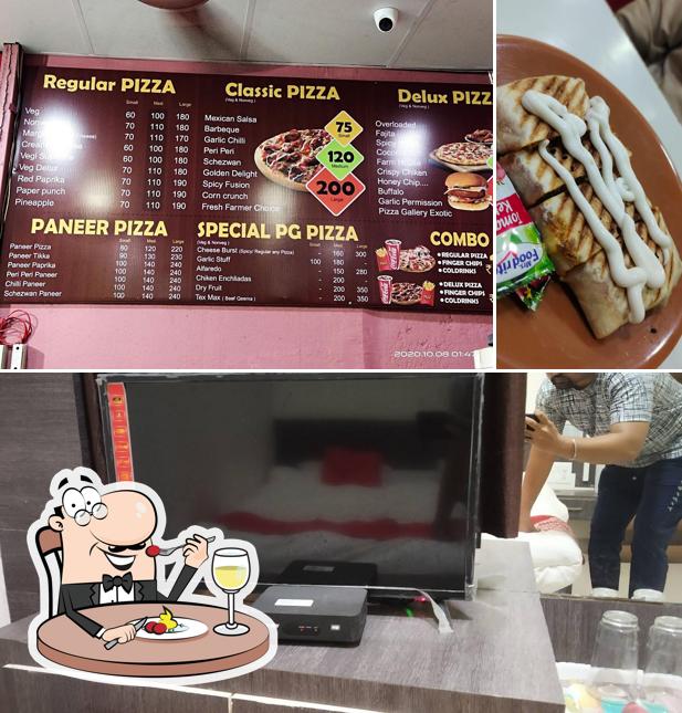 Food at P i z z a G a l l e r y