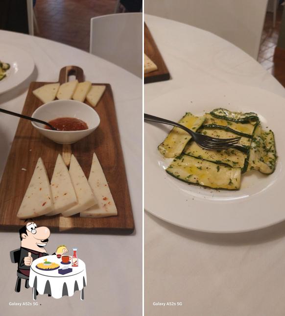 Piatto di formaggi al Sale Grosso Cucina