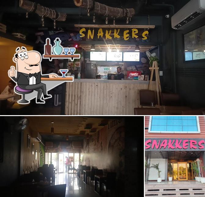 Check out how Snakker 100 Feet Road Bathinda looks inside