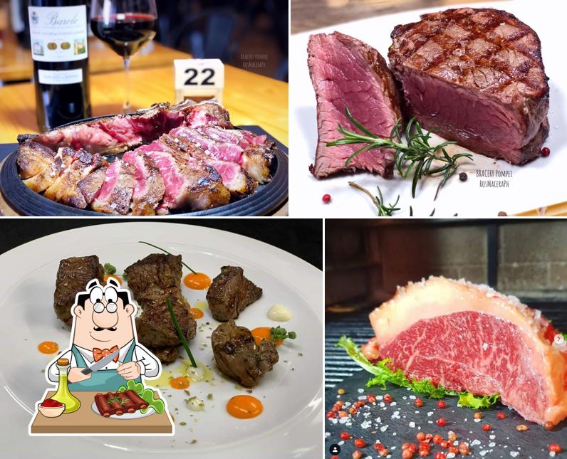 C'è un'ampia gamma di piatti per gli amanti della carne